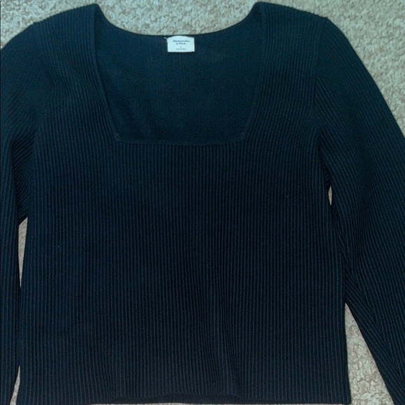 Abercrombie & Fitch Black square neck Ribbed Long Sleeve sweater top - Picture 4 of 5